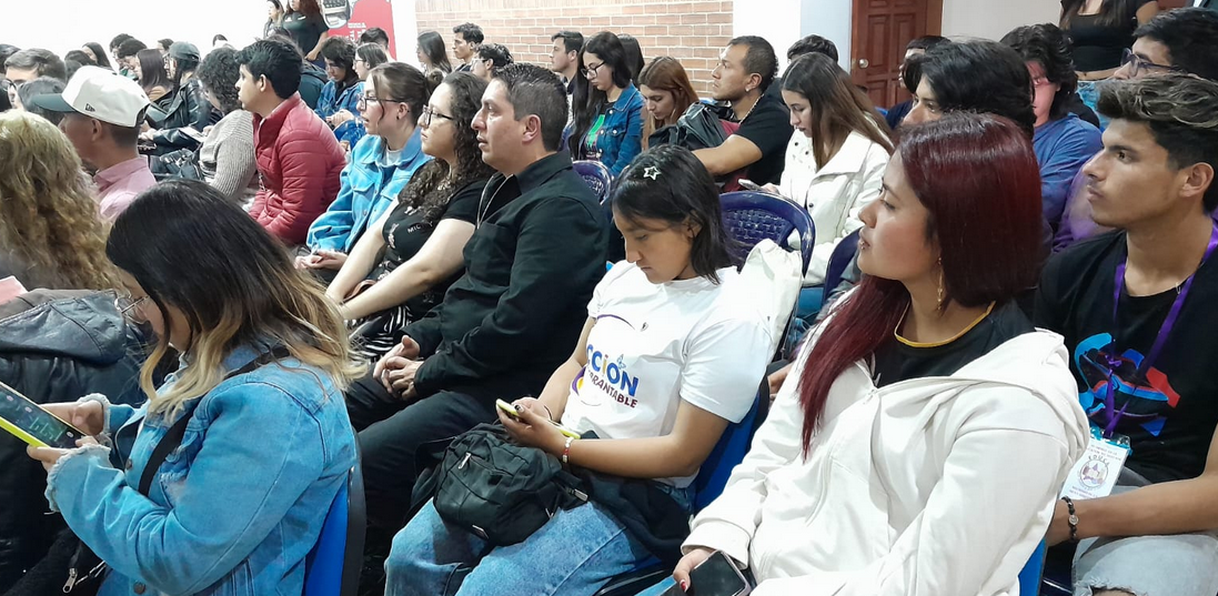 La juventud de Engativá toma la palabra: Candidatos a los Consejos Locales debaten sus propuestas